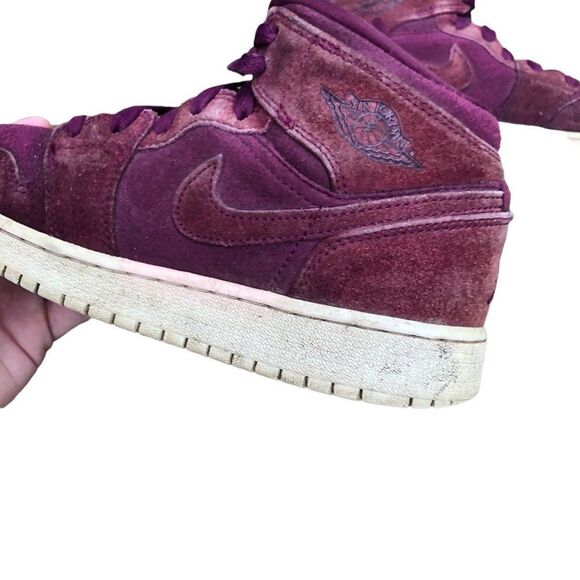 Nike Air Jordan 1 Retro Mid GS 'Bordeaux' Size 6.5 - Picture 9 of 16